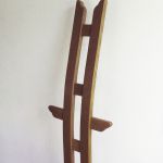 arco chair 天使 / backrest SHIMS FURNITUREが樽材を使って制作した天使という名前の椅子の背もたれには樽の湾曲部が使われ小さな羽が付いている