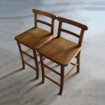 custom made chair / TWIN SHIMS FUNITUREが樽材で制作したカスタムメイドの座が高い子供用椅子2脚