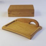 バターディッシュ/レギュラーサイズ/バタ−200g用 200gサイズのバター用木製バターケース とバターナイフ。上蓋をかぶせるディッシュ型バターケース